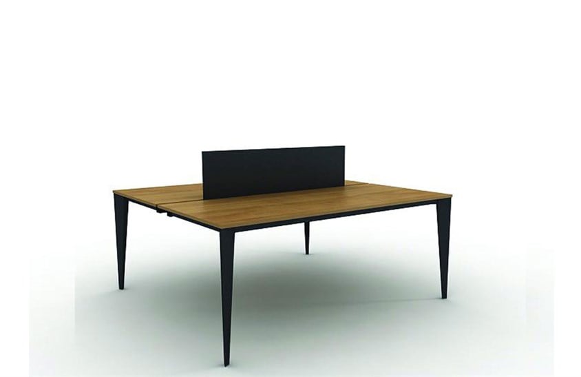 Beta Dört Ayaklı Ofis Masası Panelsiz 140 cm