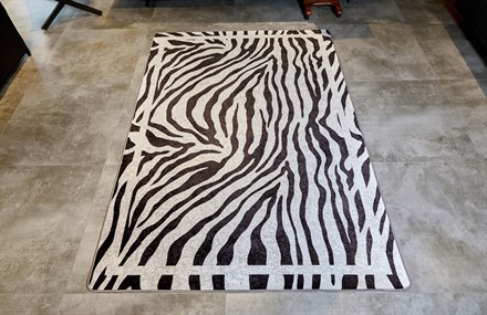 Zebra Desen Halı 130x190